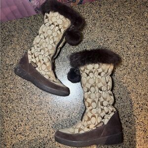 NWOT- Coach tan and brown Theona rabbit fur lined snow boots